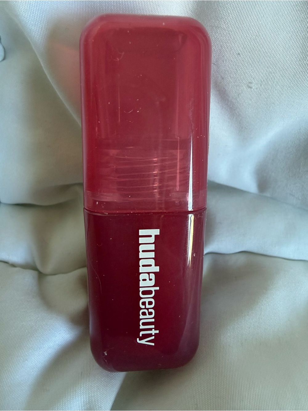 HUDA BEAUTY Liquid Blush - strawberry